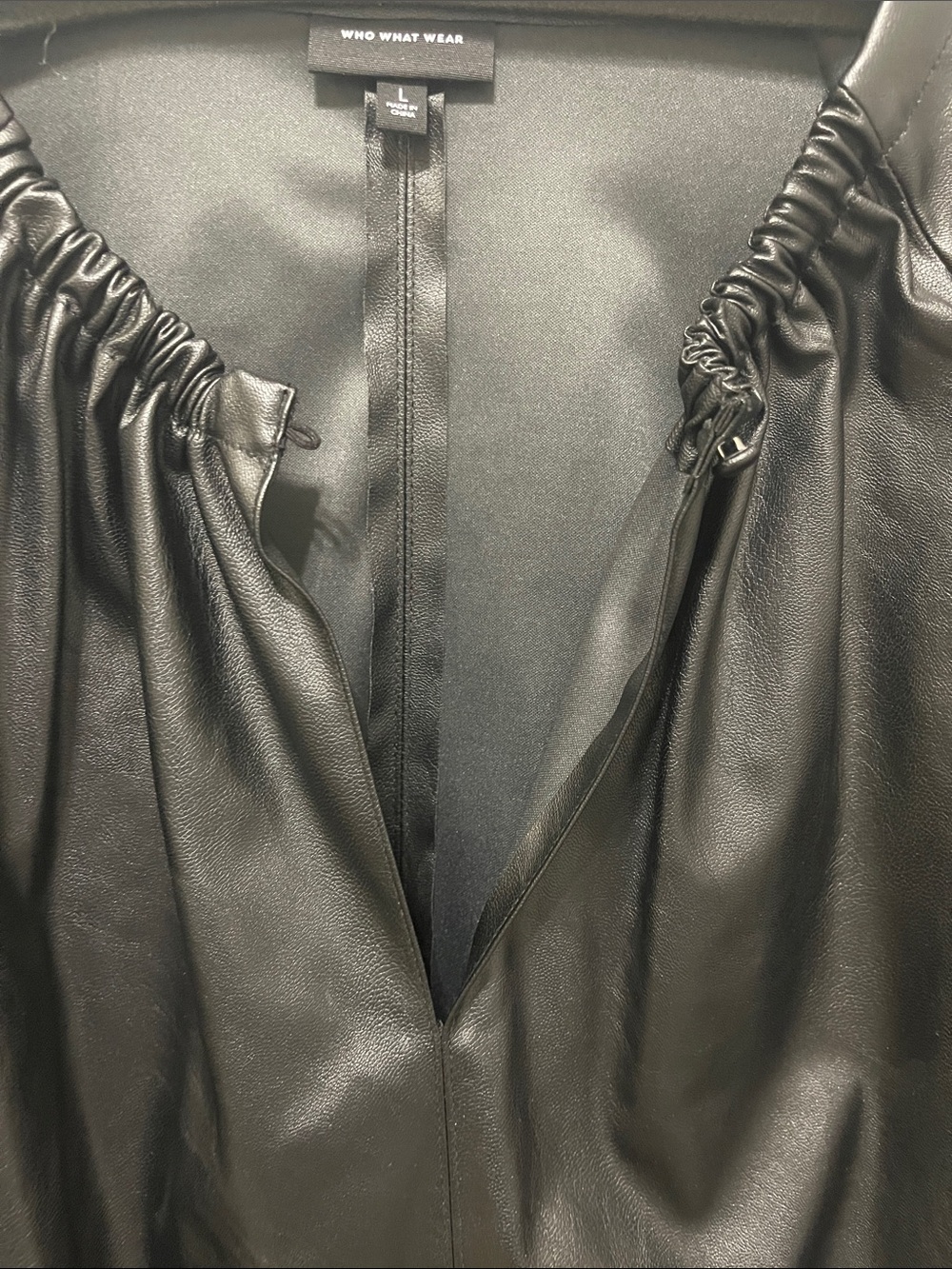 NWOT $49 Who What Wear Black Vegan Faux Leather Puff Sleeve Size L - Picture 5 of 7